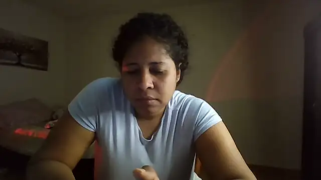 Snapshot of Ivon-09 chatting on 18, 7, 2026 Ivon-09 online show from 18, 7, 2026