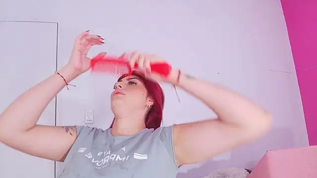 Snapshot of veronica_sinner_ chatting on 4, 10, 2025 veronica sinner  online show from 4, 10, 2025