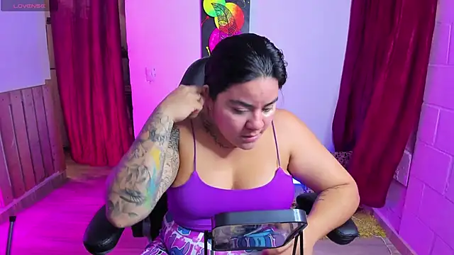 Snapshot of Sharon_hils chatting on 18, 1, 2025 Sharon hils online show from 18, 1, 2025