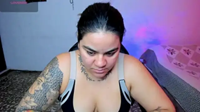 Snapshot of Sharon_hils chatting on 1, 7, 2026 Sharon hils online show from 1, 7, 2026
