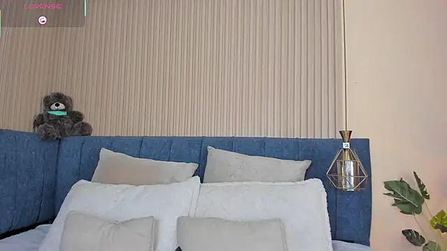 kathecute   online show from 30, 11, 2025