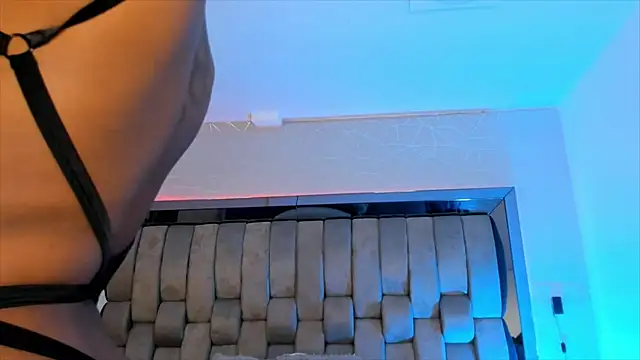 ChaynnaCooper online show from 12, 2, 2025