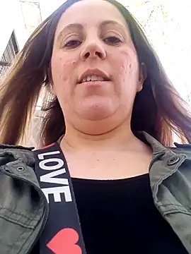 SofiEstevez online show from 28, 9, 2025