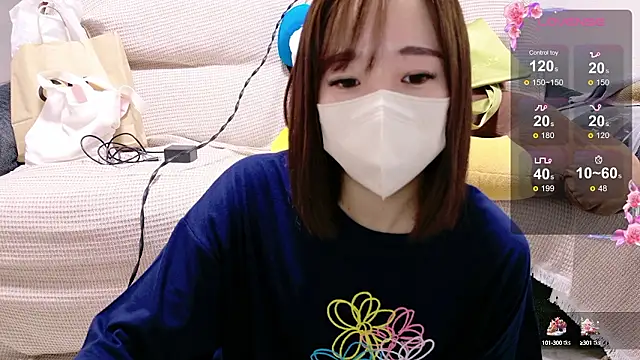 Snapshot of Rio_chan_ chatting on 4, 10, 2025 Rio chan online show from 4, 10, 2025