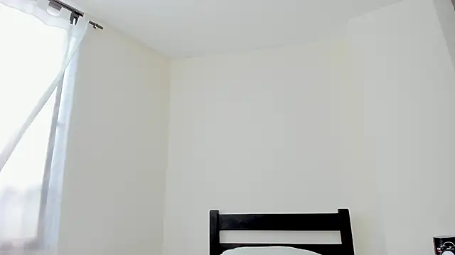 evely coelloo online show from 30, 12, 2024