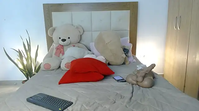 HELLEN SWEET6 online show from 22, 3, 2025