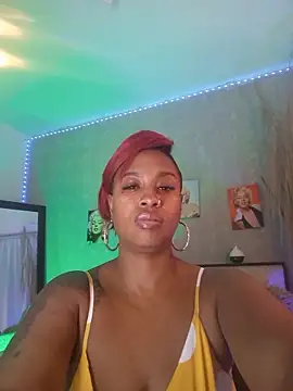 Snapshot of nahiarapalmer19 chatting on 19, 9, 2025 nahiarapalmer19 online show from 19, 9, 2025