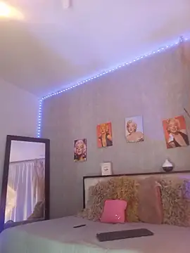 Snapshot of nahiarapalmer19 chatting on 17, 10, 2025 nahiarapalmer19 online show from 17, 10, 2025