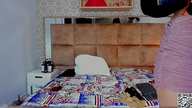 Snapshot of valeria_rivera1 chatting on 19, 3, 2025 valeria rivera1 online show from 19, 3, 2025