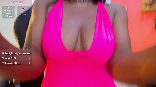 scarlet-foox online show from 30, 1, 2025