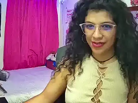 NicollWilliams 420 online show from 17, 9, 2025