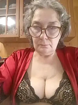 Snapshot of IrinaSweet54 chatting on 7, 6, 2026 IrinaSweet54 online show from 7, 6, 2026