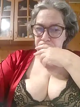 Snapshot of IrinaSweet54 chatting on 8, 6, 2026 IrinaSweet54 online show from 8, 6, 2026