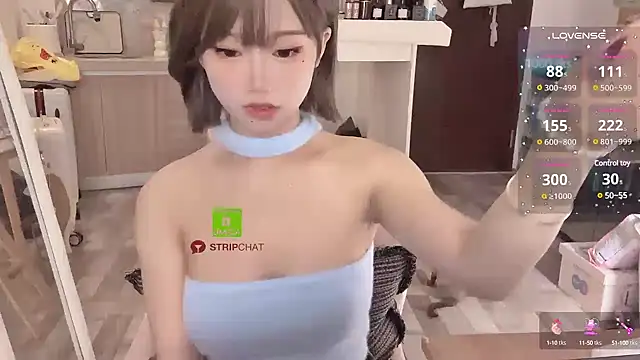 -XunMengLong- online show from 5, 12, 2024