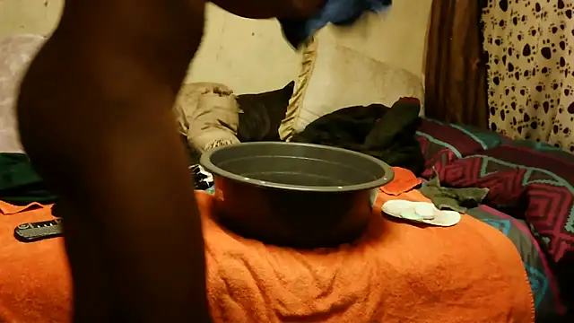 Snapshot of RGTM75 chatting on 23, 11, 2025 RGTM75 online show from 23, 11, 2025