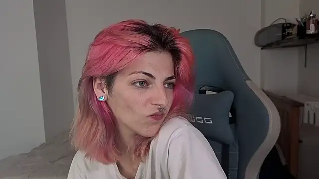 Snapshot of Nixxy_naughty chatting on 8, 10, 2025 Nixxy naughty online show from 8, 10, 2025