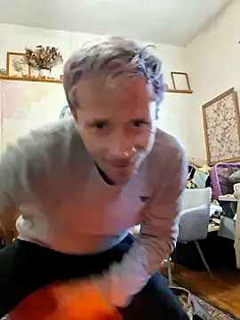 Snapshot of tatemorganin chatting on 17, 3, 2026 tatemorganin online show from 17, 3, 2026