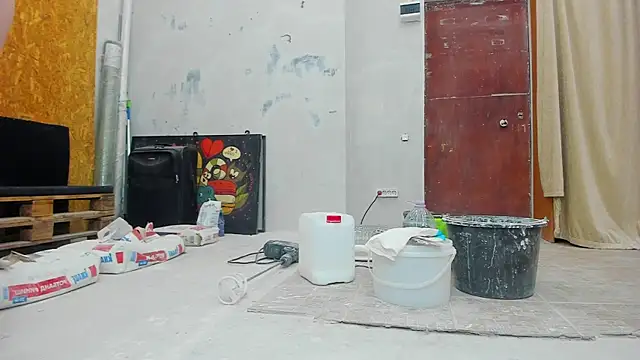 Snapshot of YourSuperModel chatting on 31, 1, 2025 YourSuperModel online show from 31, 1, 2025