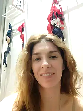 Snapshot of YourSuperModel chatting on 19, 2, 2025 YourSuperModel online show from 19, 2, 2025