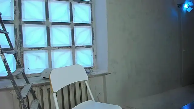 Snapshot of YourSuperModel chatting on 18, 3, 2025 YourSuperModel online show from 18, 3, 2025