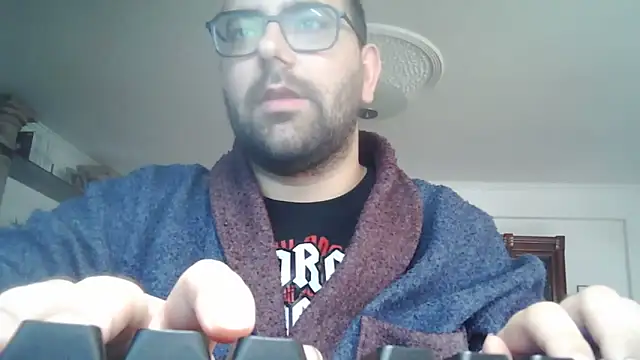 manokiitoo online show from 11, 4, 2026