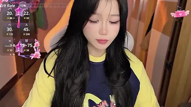 Snapshot of xiSSts chatting on 5, 12, 2024 xiSSts online show from 5, 12, 2024