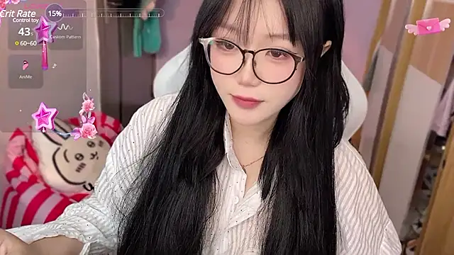 Snapshot of xiSSts chatting on 12, 12, 2024 xiSSts online show from 12, 12, 2024