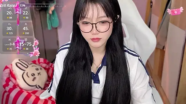 Snapshot of xiSSts chatting on 13, 12, 2024 xiSSts online show from 13, 12, 2024