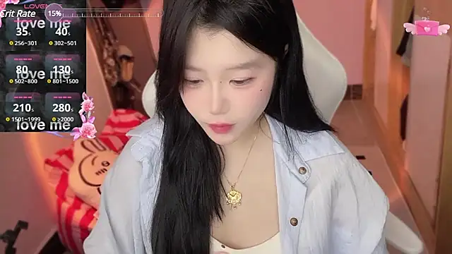 Snapshot of xiSSts chatting on 25, 2, 2025 xiSSts online show from 25, 2, 2025