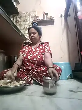 Snapshot of Kavya_kapoor chatting on 5, 3, 2026 Kavya kapoor online show from 5, 3, 2026