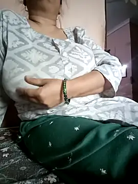 Snapshot of Kavya_kapoor chatting on 7, 3, 2026 Kavya kapoor online show from 7, 3, 2026