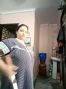 Snapshot of Kavya_kapoor chatting on 10, 3, 2026 Kavya kapoor online show from 10, 3, 2026