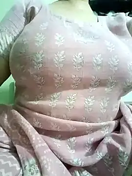 Snapshot of Kavya_kapoor chatting on 19, 3, 2026 Kavya kapoor online show from 19, 3, 2026