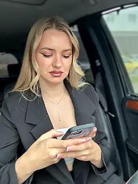 Devill Angel  online show from 25, 10, 2025