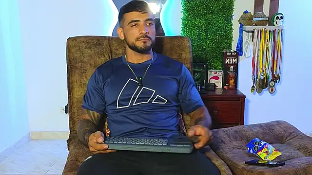 ERIC HARRISON online show from 15, 1, 2025