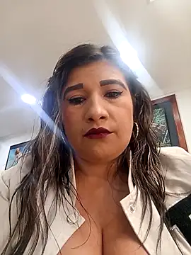 Snapshot of Hannahcandyy chatting on 29, 10, 2025 Hannahcandyy online show from 29, 10, 2025