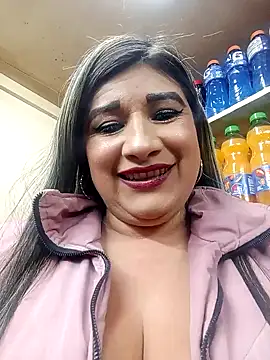 Snapshot of Hannahcandyy chatting on 2, 11, 2025 Hannahcandyy online show from 2, 11, 2025