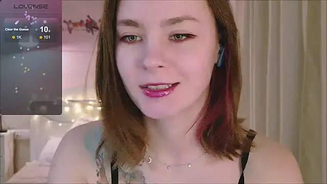 Snapshot of Pink_SeaGul chatting on 28, 2, 2025 Pink SeaGul online show from 28, 2, 2025