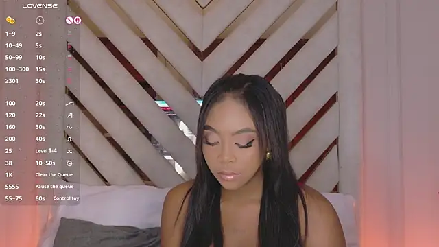 Lola King online show from 17, 7, 2026