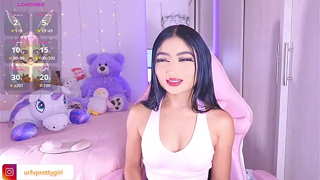 Snapshot of urfavprettygirl chatting on 2, 5, 2026 urfavprettygirl online show from 2, 5, 2026