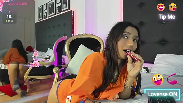 SaraDreamss online show from 7, 1, 2025