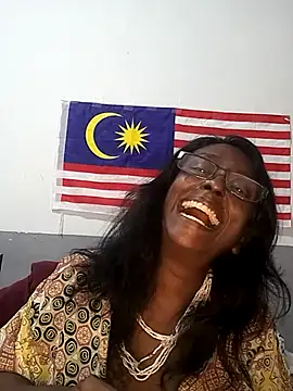 mamakarma1403 online show from 11, 10, 2025