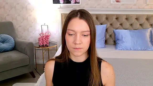 Snapshot of AliceBrayan chatting on 6, 2, 2025 AliceBrayan online show from 6, 2, 2025