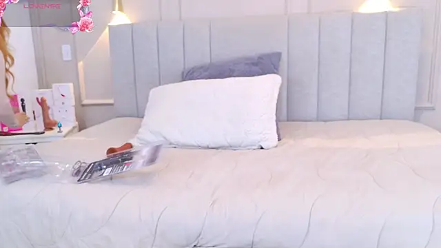 april rousse online show from 16, 10, 2025