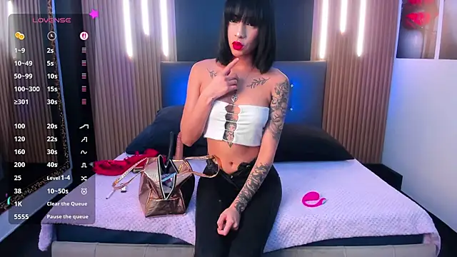 Venus medussa online show from 13, 11, 2025