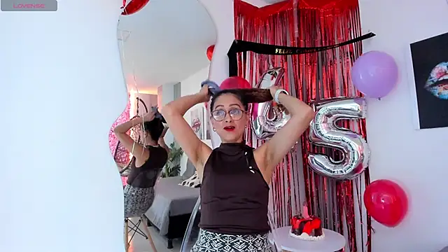 Snapshot of Angela_donnato chatting on 6, 2, 2025 Angela donnato online show from 6, 2, 2025