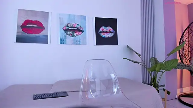 Snapshot of Angela_donnato chatting on 31, 10, 2025 Angela donnato online show from 31, 10, 2025