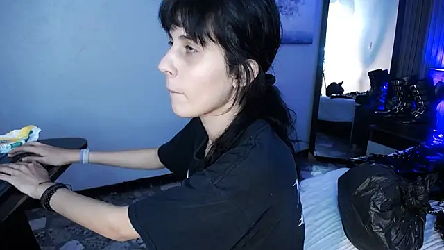 bellatrix25 online show from 27, 12, 2024