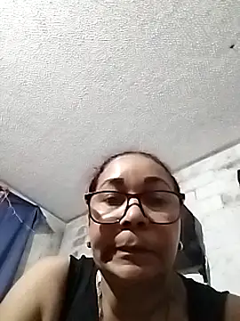 Snapshot of CafeCaliente69 chatting on 5, 1, 2025 CafeCaliente69 online show from 5, 1, 2025