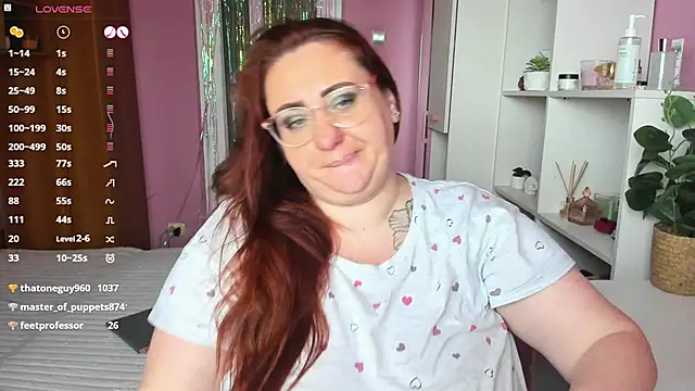 lovely adelle online show from 3, 2, 2025